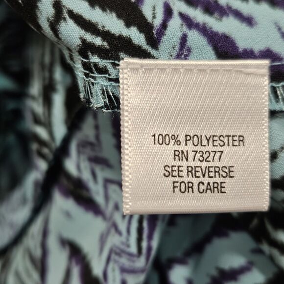 Dana Buchman Womens Pleated Button Up Top Size Medium Geometric Chevron Tribal - Picture 9 of 12